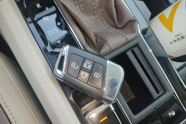 Used Volkswagen Viloran 2020 380TSI Prestige Edition