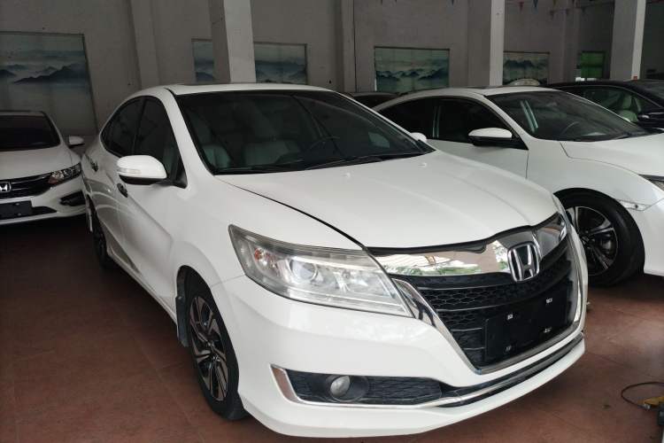 Used Honda Crider 2016 1.8L CVT Luxury Edition
