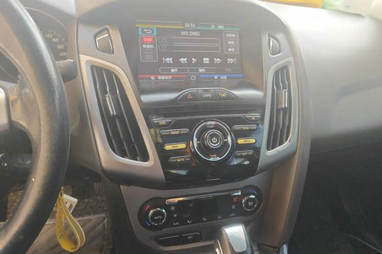 Used Ford Focus 2012 Sedan 1.6L Automatic Fashion Edition