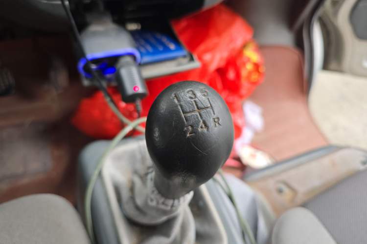 Used Wuling Zhiguang 2010 1.0L New Version Practical Short-Body L2Y
