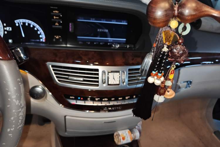 Used Mercedes-Benz S-Class 2011 S 500 L CGI 4MATIC
