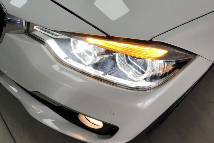 Used BMW 3 Series 2017 320Li Fashion Model
