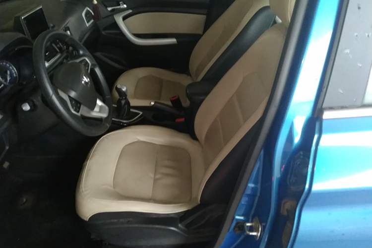 Used CHANGAN Alsvin V7 2015 1.6L Manual Enjoyment Model China IV Standard Left Front Seat