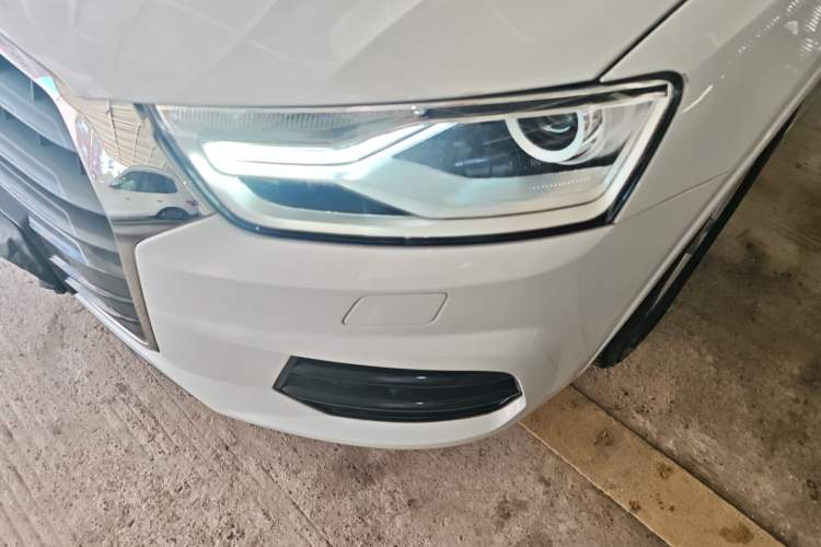 Used Audi Q3 2017 30 TFSI Fashion Model
