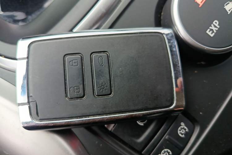 Used Renault Kadjar 2016 2.0L Two-Wheel Drive Prestige Edition
