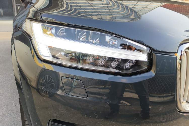 Used Volvo XC90 New Energy 2019 E-Drive Hybrid T8 Prestige 7-Seater China VI Standard