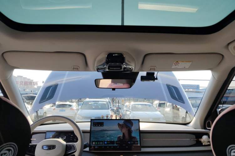 Used Geely Auto icon 2026 Model Chocolate 1.5TD Pure & Refined Edition
