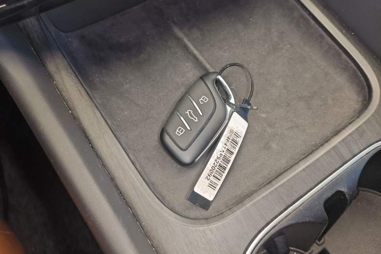 Used Roewe D7 2023 DMH 125km Flagship Edition