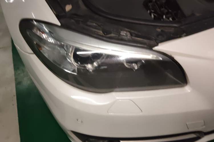 Used BMW 5 Series 2017 525Li Leading Model
