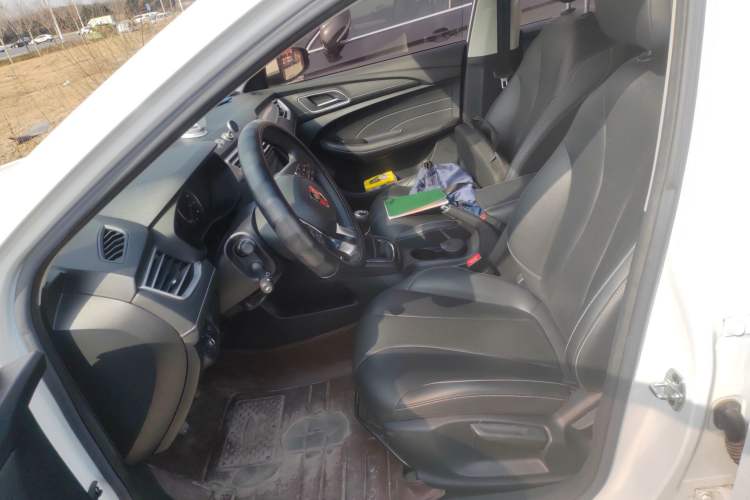 Used Roewe i5 2019 1.5L Manual 4G Connectable Langhao Edition
