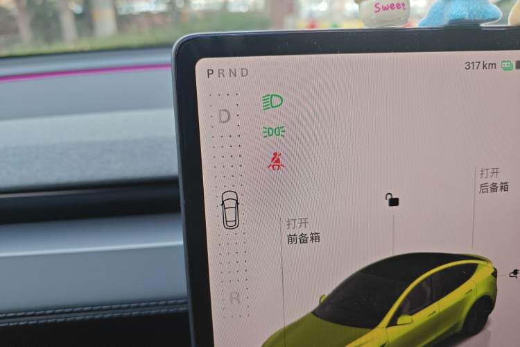 Used Tesla Model Y 2025 Rear-Wheel-Drive Version