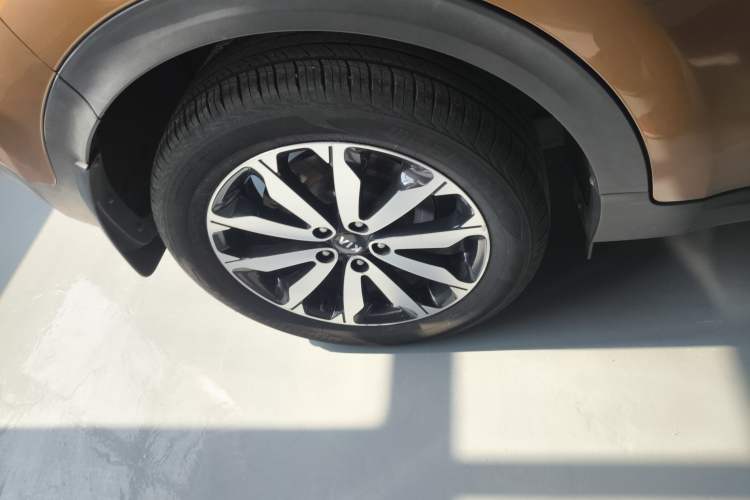 Used Kia KX5 2016 1.6T Automatic Two-Wheel Drive DLX