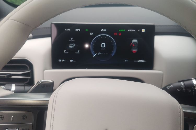 Used Formula Leopard Titanium 3 2025 501KM All-Wheel Drive Intelligent Driving Ultra Version
