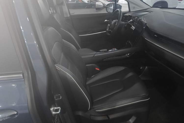 Used Hyundai Custo 2024 270TGDi LUX Prestige Edition
