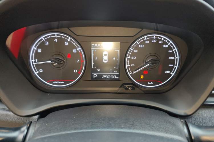 Used Geely Auto Vision X3 2021 PRO 1.5L CVT Deluxe Model
