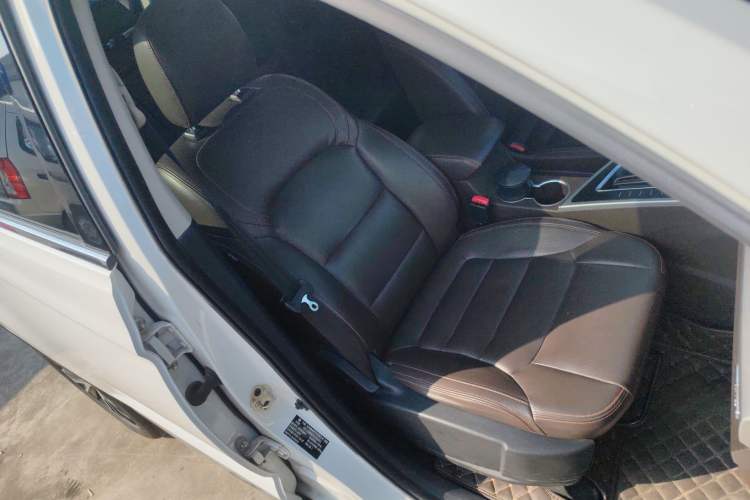 Used FORTHING Joyear X5 2017 Jingxiang Series 1.5T CVT Luxury Model
