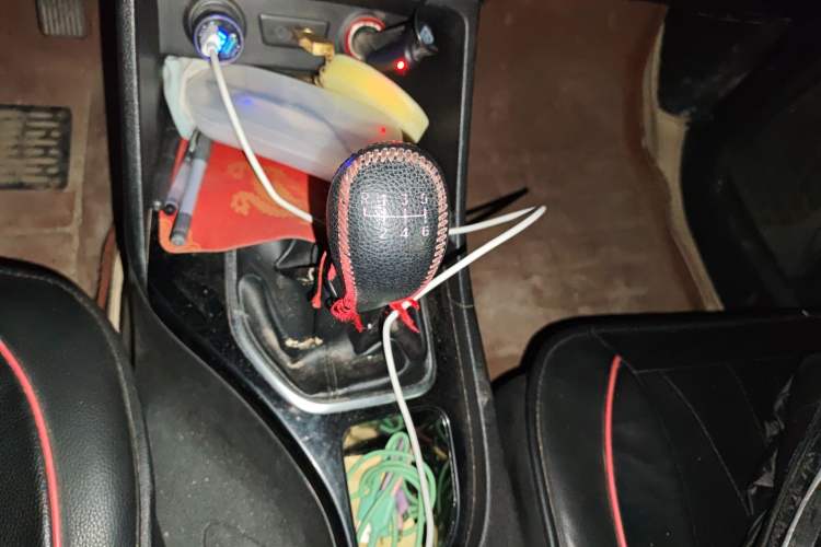 Used Baojun 730 2021 1.5L Manual Fashion Version 7 Seats Gear Lever