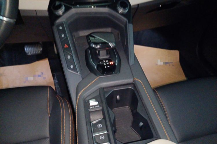 Used Lynk & Co 06 EM-P 2022 PHEV 84 km Range Pro Version
