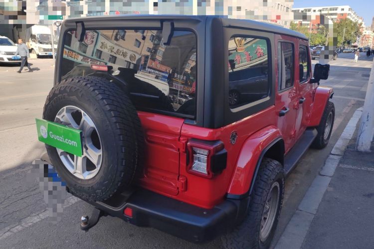 Used Jeep Wrangler 2019 2.0T Sahara Four-Door Version China VI Emission Standard
