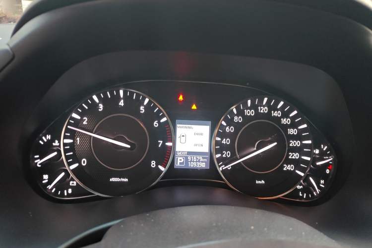 Used Nissan Patrol  Instrument Cluster