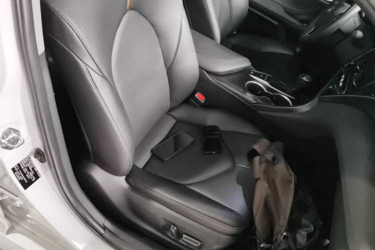 Used Toyota Camry 2021 2.5G Luxury Edition