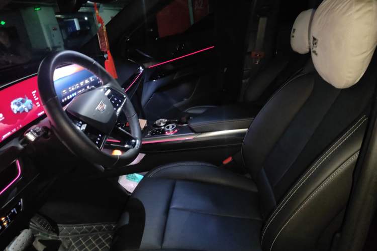 Used Cadillac XT5 2026 Model 2.0T Metropolitan Edition