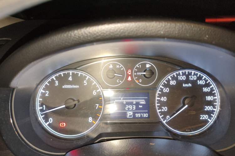 Used Nissan Tiida 2014 1.6L CVT Comfort Model Instrument Cluster