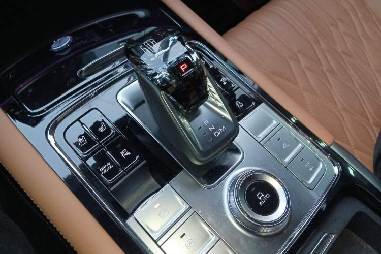 Used Tank 500 New Energy 2023 Hi4-T
