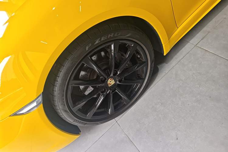 Used Porsche 718 2016 Cayman 2.0T
