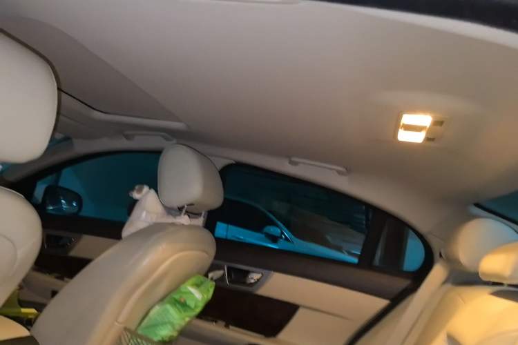 Used Jaguar XF 2009 XF 3.0L V6 Luxury Edition Headliner