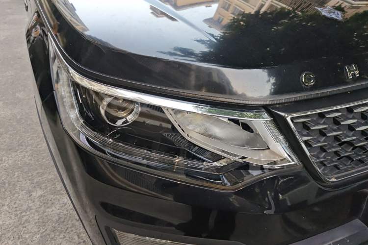 Used CHANGAN OSHAN CX70 2017 Facelifted CX70T 1.5T Manual High-Performance Edition