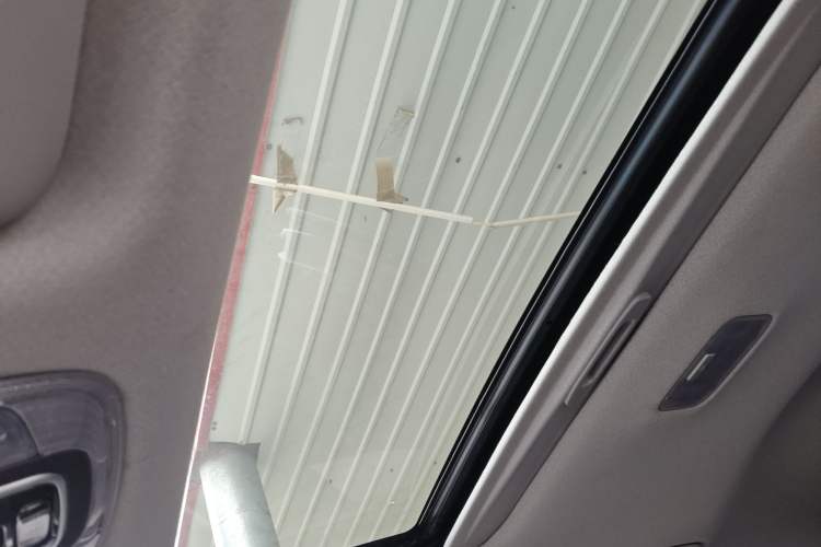 Used Hyundai Elantra 2023 1.5L CVT LUX Prestige Edition Headliner