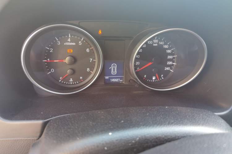 Used Haval H6 2013 Upgraded Model 1.5T Manual Two-Wheel Drive Urban Version