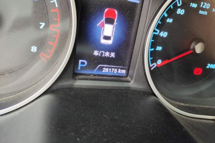 Used Haima M8 2017 1.8T Automatic Model