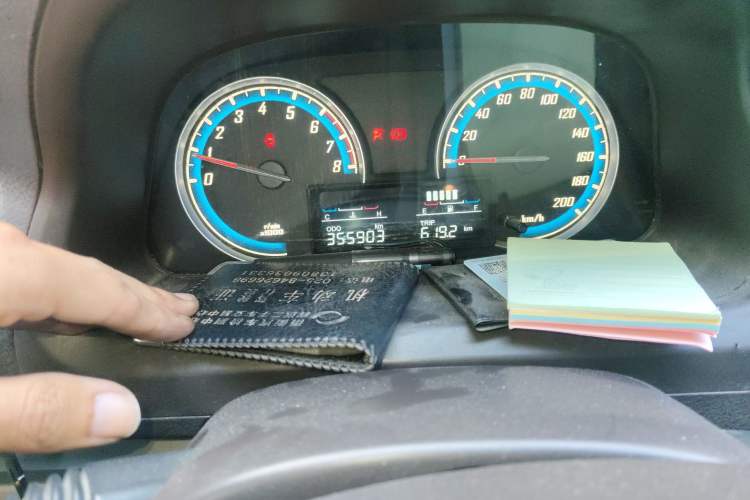 Used Baojun 730 2014 1.5L manual standard trim 7 seats