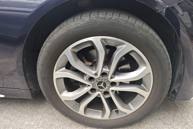 Used Mercedes-Benz C-Class 2017 Restyled C 180 L Fashion Edition Sport Version
