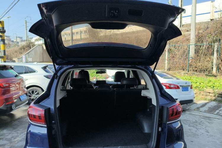 Used BAIC Beijing X5 2018 1.5T CVT Elite Version National V
