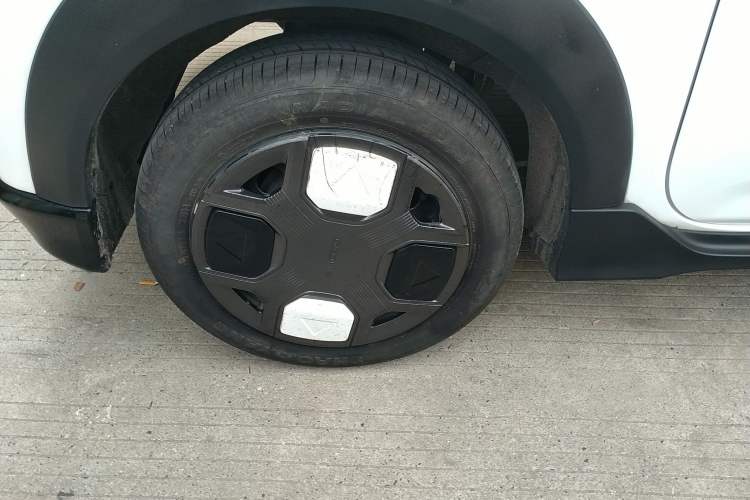 Used Geely Galaxy Panda 2025 210km Panda Kart Right Rear Wheel Hub