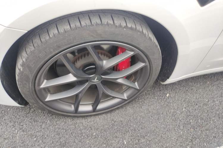 Used Tesla Model 3 2021 Revised Version II – Performance High-Performance All-Wheel-Drive Edition
