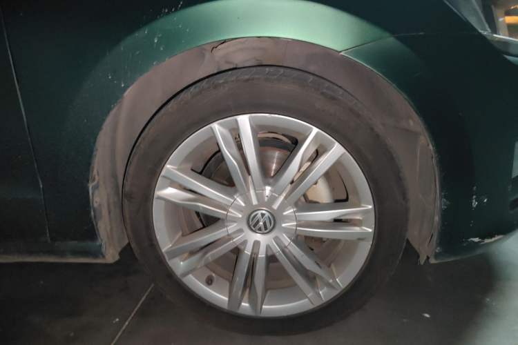 Used Volkswagen Golf Sportsvan 2016 230TSI Automatic Luxury Version
