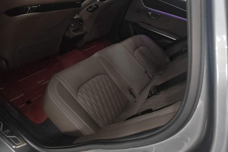 Used BYD Han 2023 DM-i Champion Edition 121KM Prestige Model Left Rear Seat