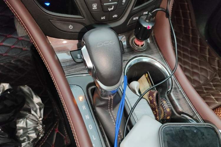 Used Buick Envision 2017 20T Two-Wheel Drive Elite Version Gear Lever