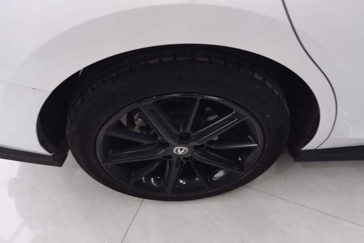 Used Changan UNI-V 2023 1.5T Prestige Model
