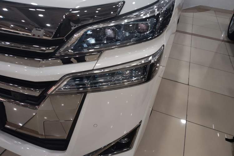 Used Toyota Vellfire 2020 Dual-Engine 2.5L HV Prestige Edition
