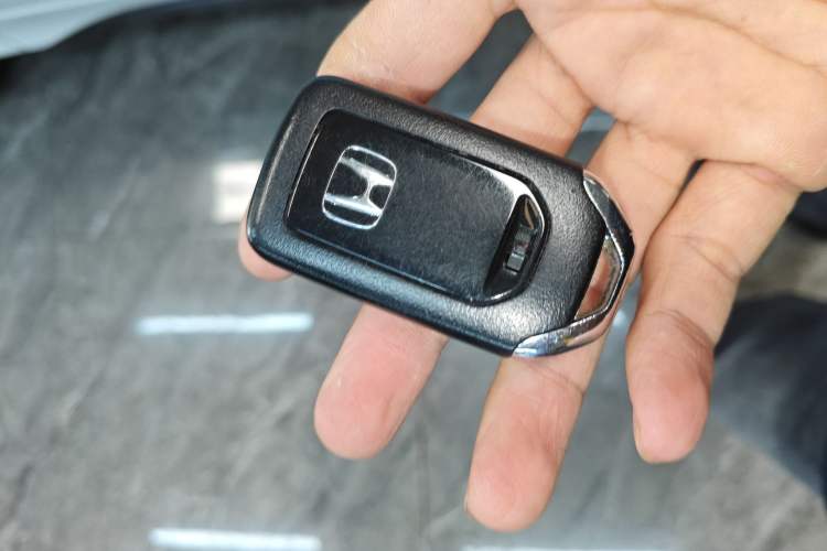 Used Honda Avancier 2017 240TURBO Two-Wheel Drive Elite Edition Interior 1