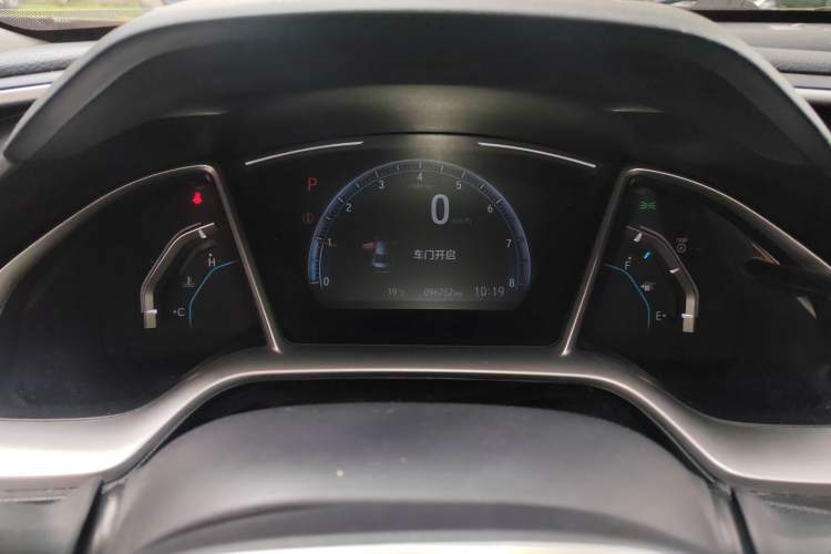 Used Honda Civic 2016 220TURBO CVT Luxury Edition Instrument Cluster