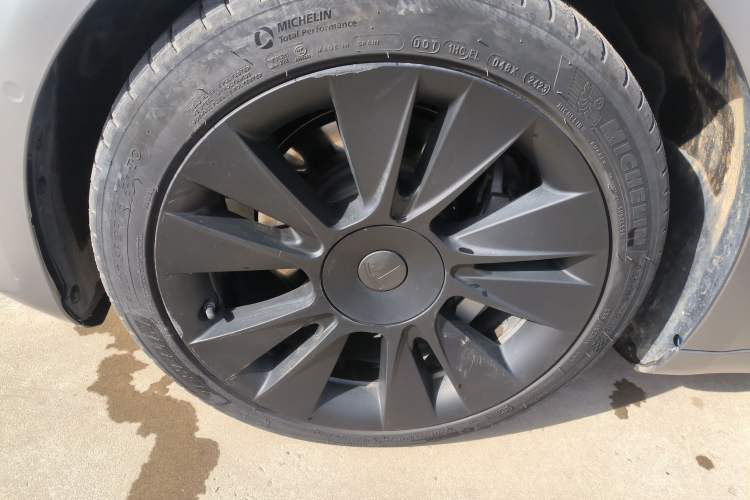 Used Tesla Model 3 (Import) 2019 Long-Range All-Wheel-Drive Version