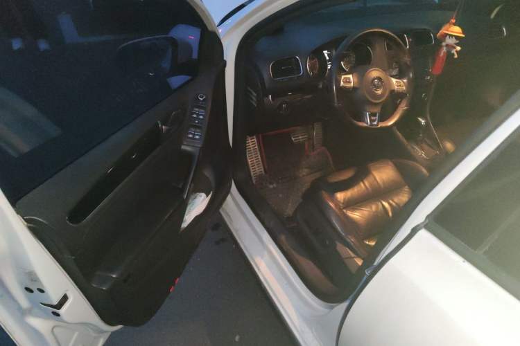 Used Volkswagen Golf GTI 2010 2.0 TSI GTI