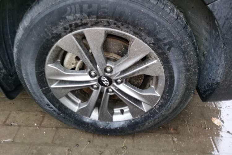 Used Hyundai Santa Fe 2013 2.4L Automatic Two-Wheel Drive Smart Version