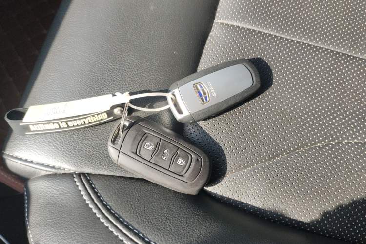 Used Geely Auto Emgrand 2017 Sedan Million Edition 1.5L CVT Upward Connectivity Version